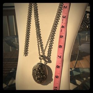 Vintage Whiting & Davis Locket